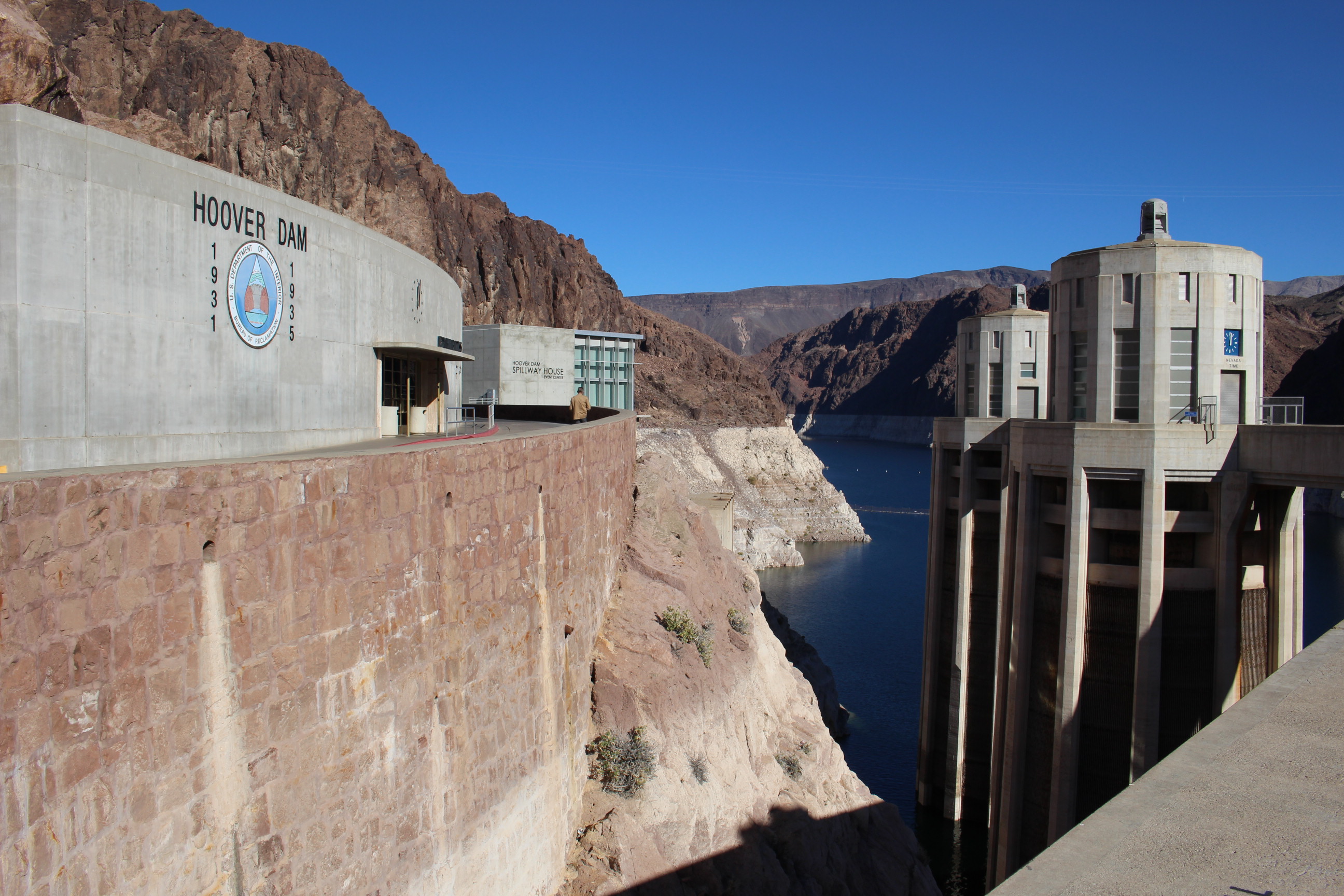 hoover dam guided tours
